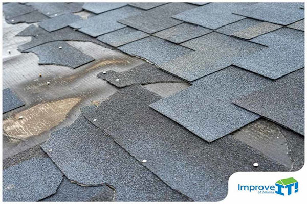 4 Possible Reasons Behind a Sagging Roof
